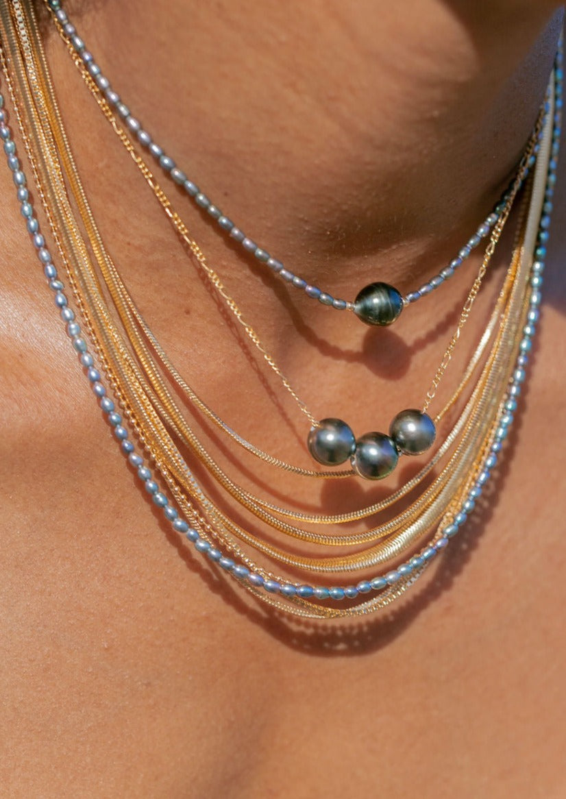 Dainty Black Pearl Neckace - Maile