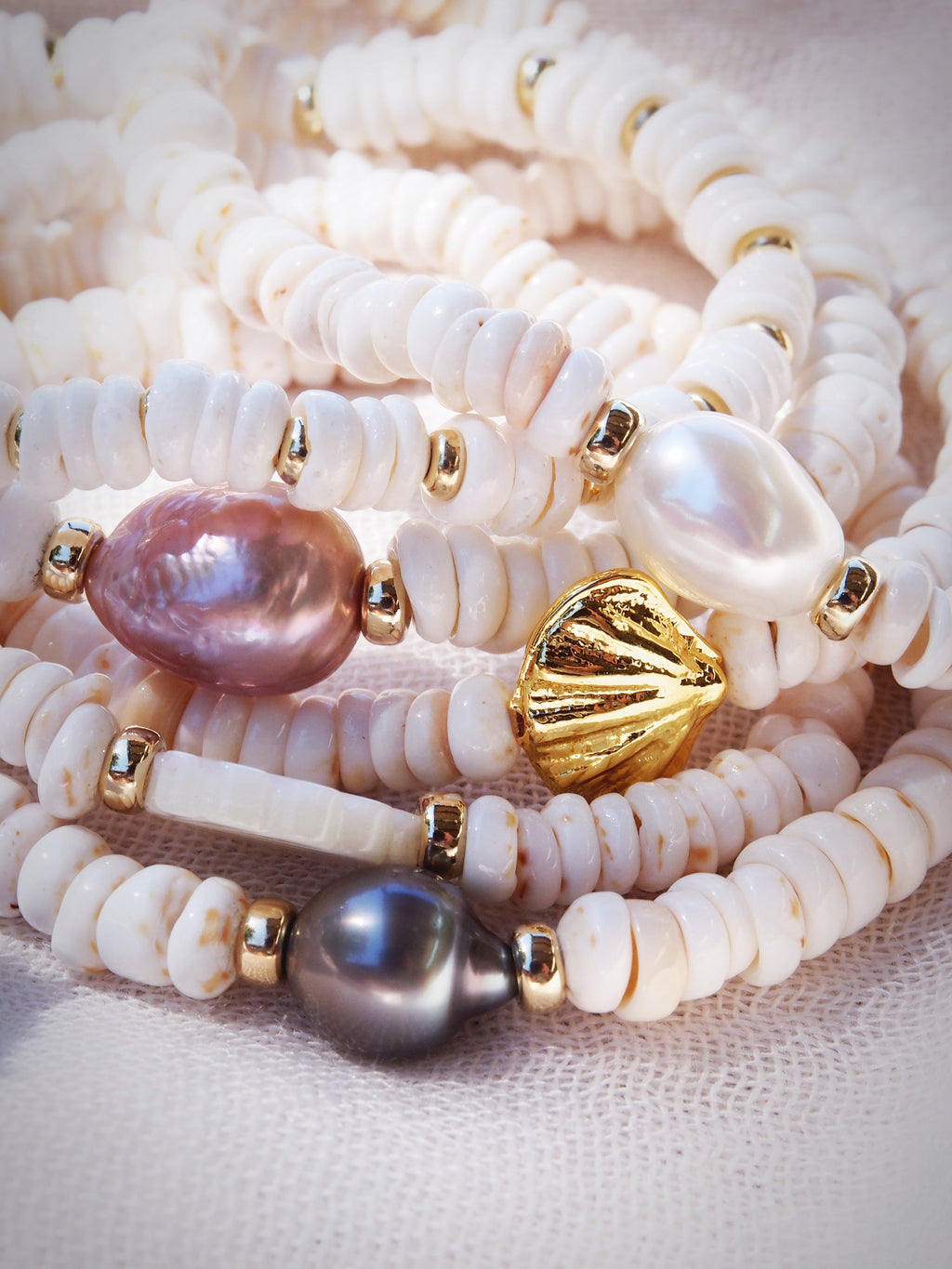 Choose your Stretchy Puka Shell Bracelet - Ali'ikai