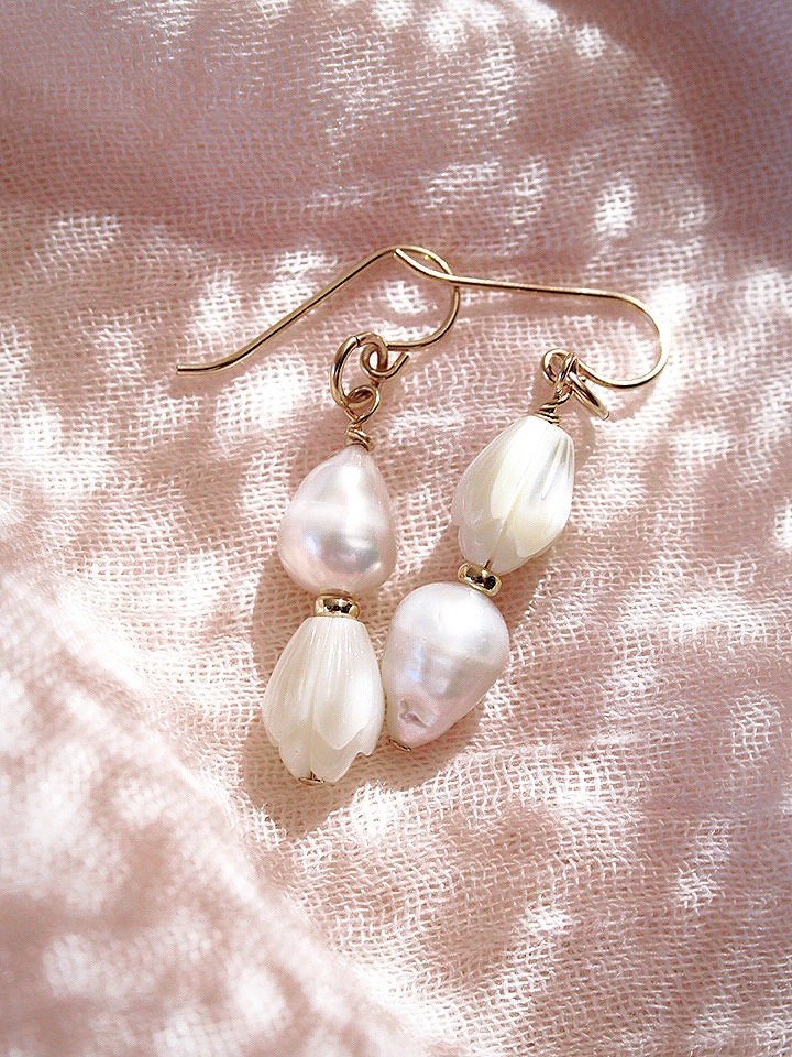 Asymmetrical Pikake & Pearl Earrings - Huali